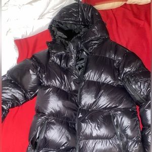 All black Puffer